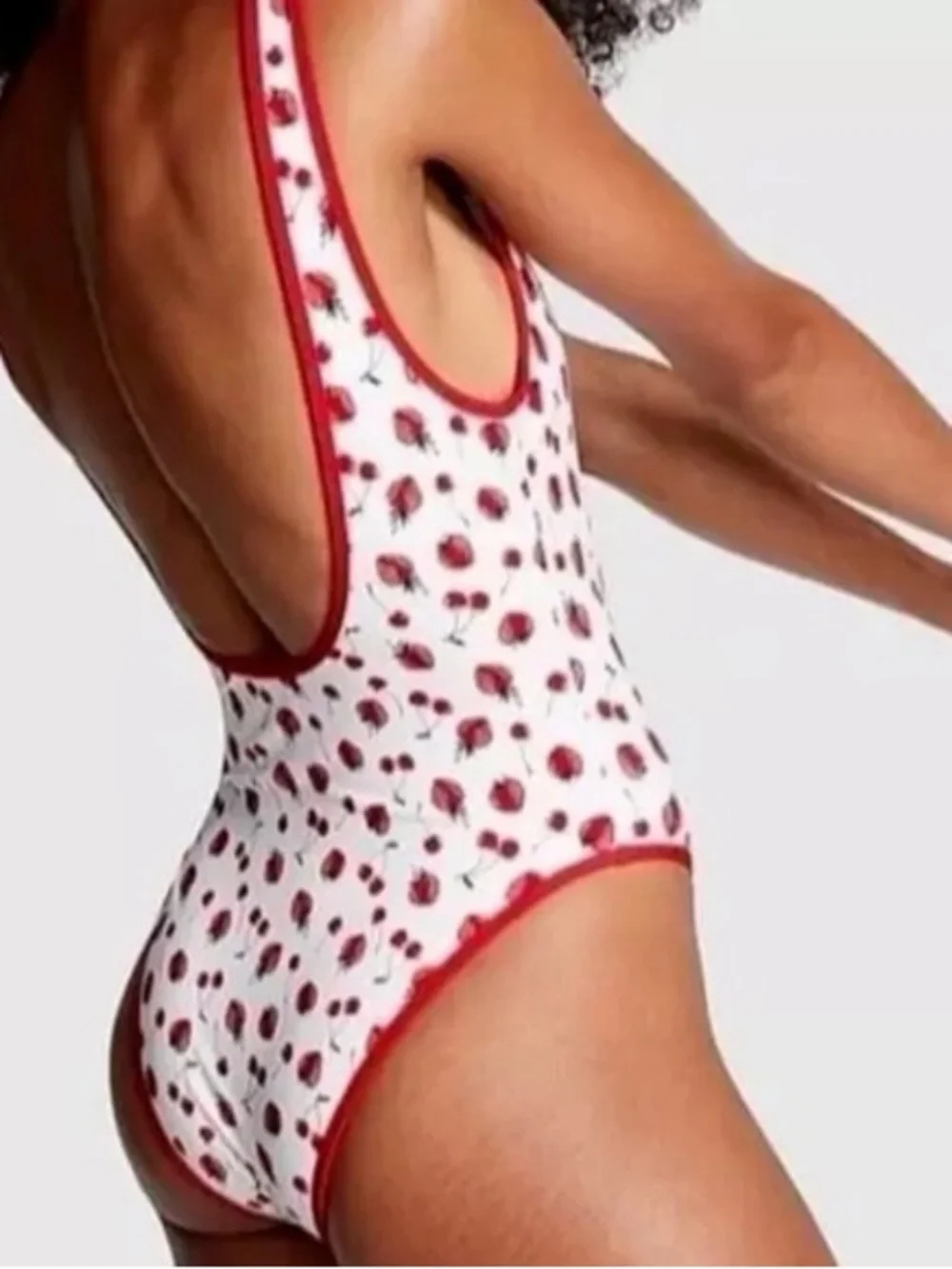 Frankies Bikinis new without